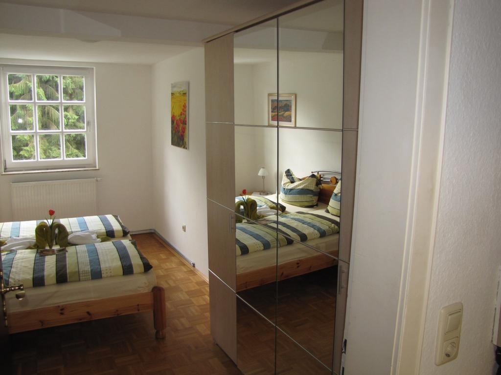 Hof Guttels Waldgasthof Ferienpension Rotenburg an der Fulda Δωμάτιο φωτογραφία