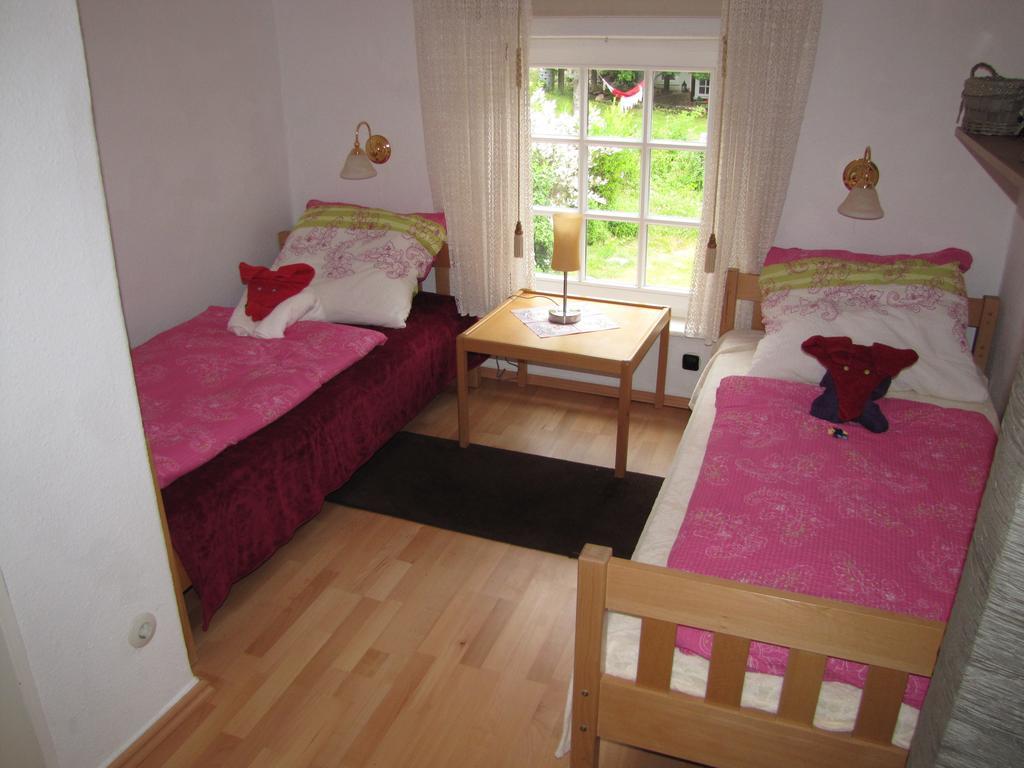 Hof Guttels Waldgasthof Ferienpension Rotenburg an der Fulda Δωμάτιο φωτογραφία